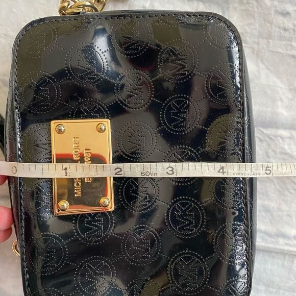 Michael Kors mini crossbody bag w/zipper closure black & gold 6”x4.5” - Picture 11 of 11